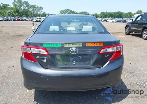 2012 Toyota Camry Le z USA, uszkodzony, nr VIN 4T4BF1FK2CR213908